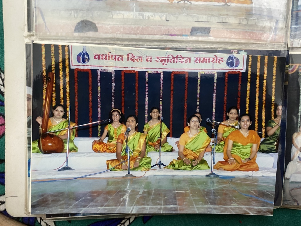 Senior Scholars of Visharad performing during the cultural program of VSV. 